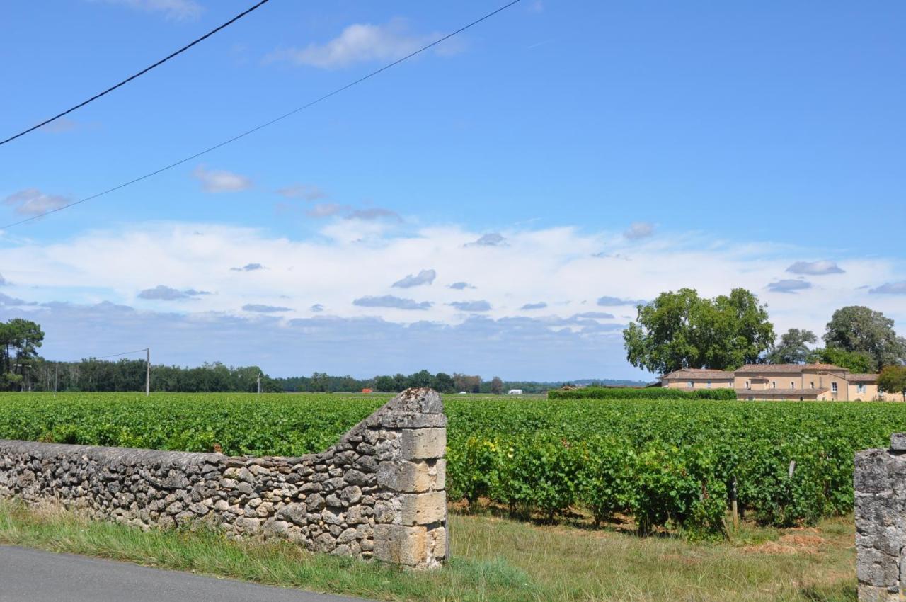 Clos San Gianni Pujols-sur-Ciron Екстериор снимка